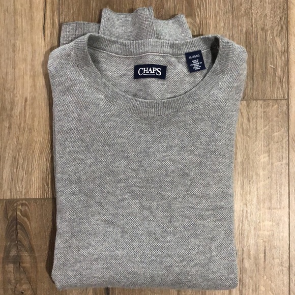 Like new! - CHAPS Super Soft Textured Knit Sweater - Picture 7 of 7